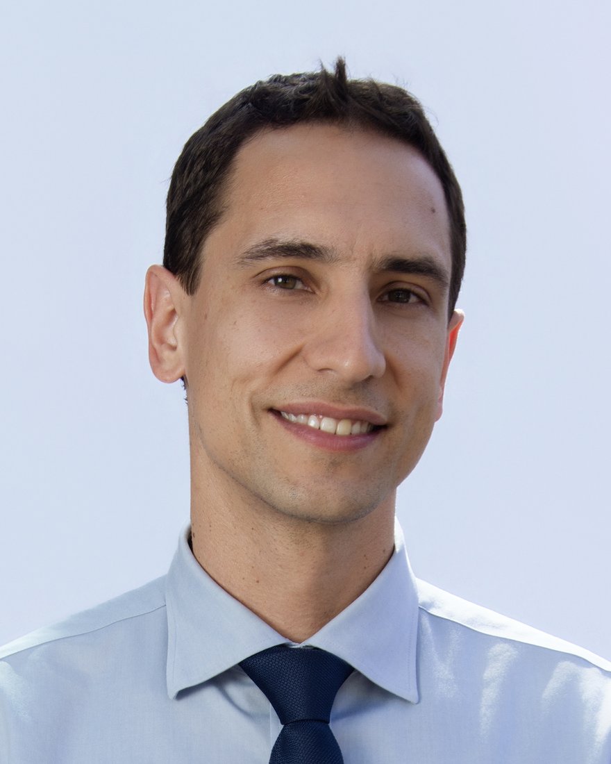 Dr. Athos Cardillo, urologista